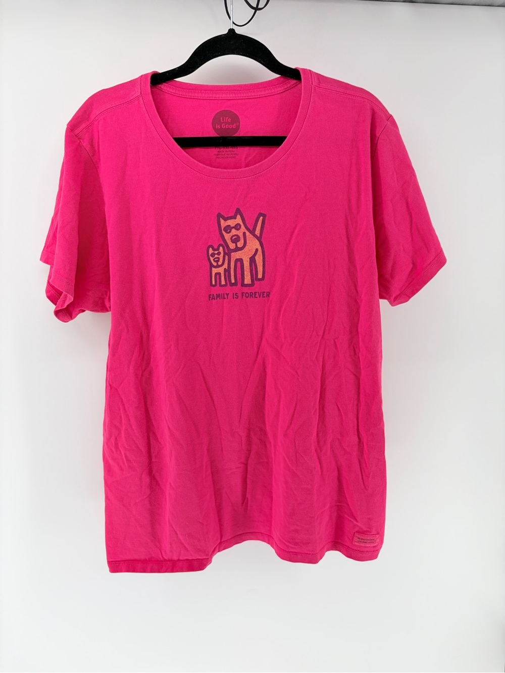 Life is Good Crusher ‘Family Is Forever' Dog Graphic T-Shirt Pink XXL